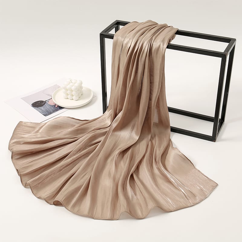 Crinkle soiree scarf