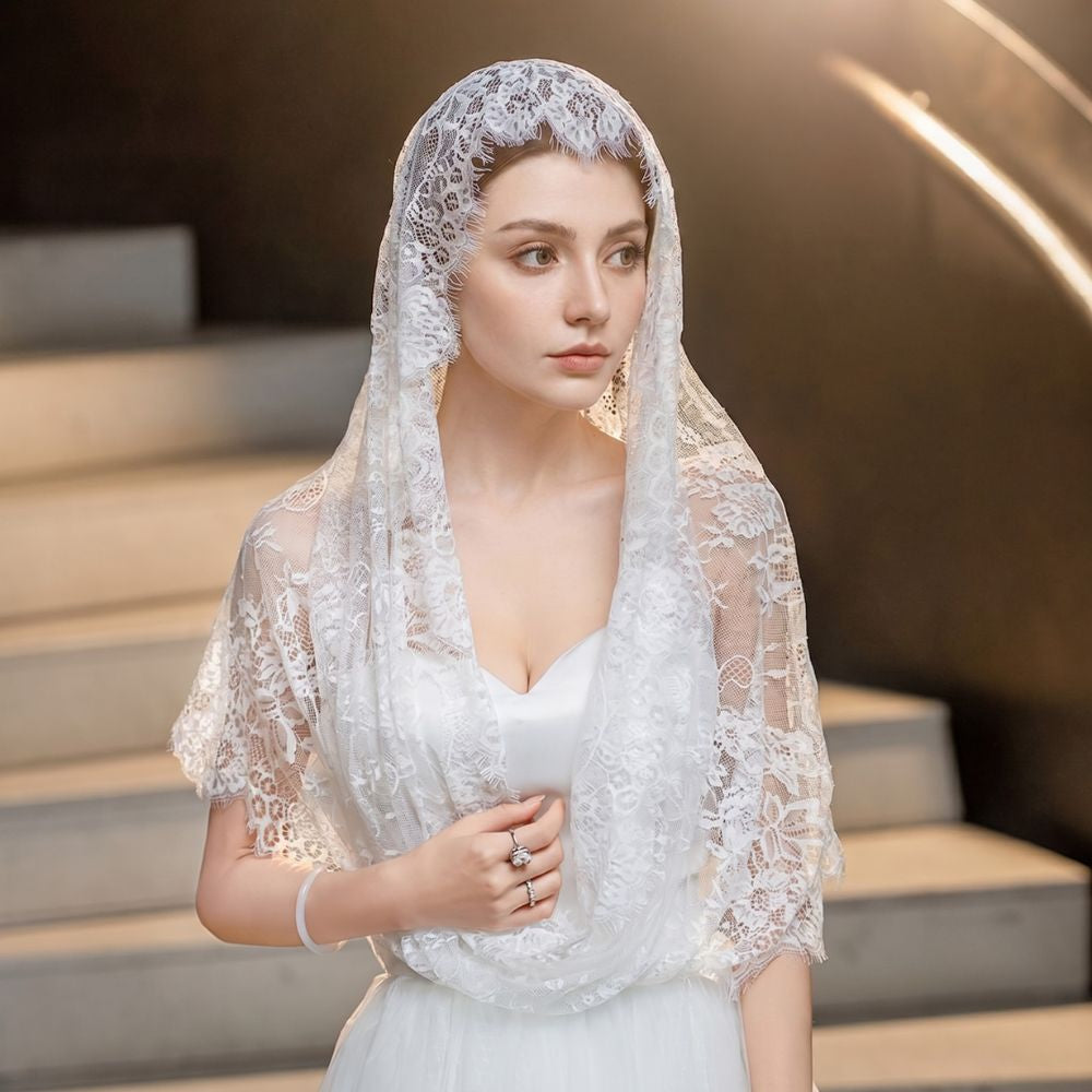 Premium Round French Lace Veil