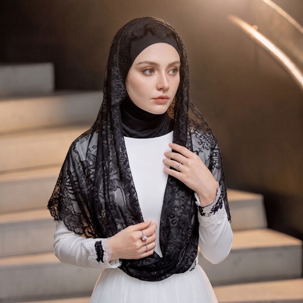 Premium Big Round French Lace Veil with Attached Tone-on-Tone Cotton Bandana