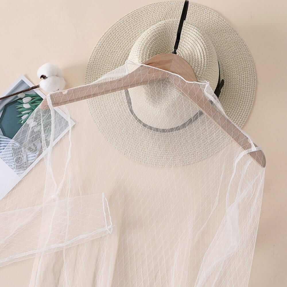 Geometric Diamond Mesh Top