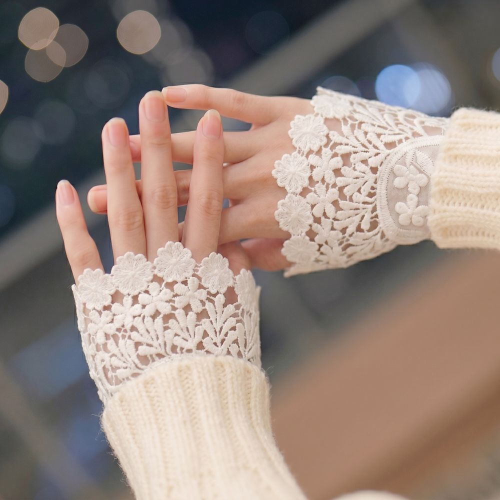 Luxury Guipure Lace Sleeve Cuffs 35