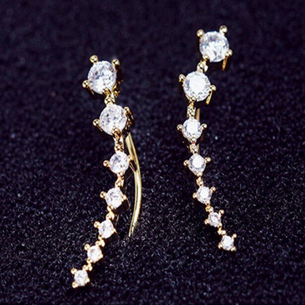 Luxury Crystal Ear Crawler, Gold Plated, Lavito Scarf - حلق زاحف مرصع بالكريستال، طلاء ذهبي، لافيتو سكارف