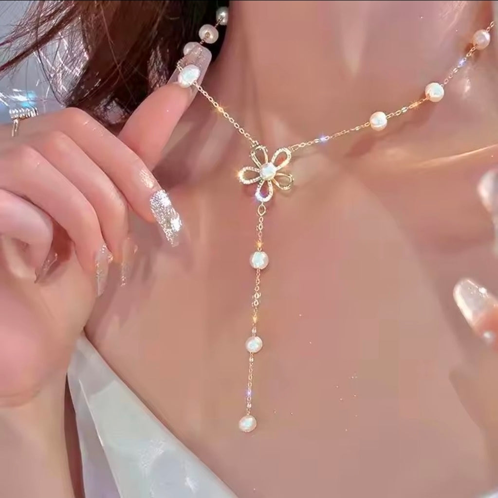 Elegant Pearl Chokers