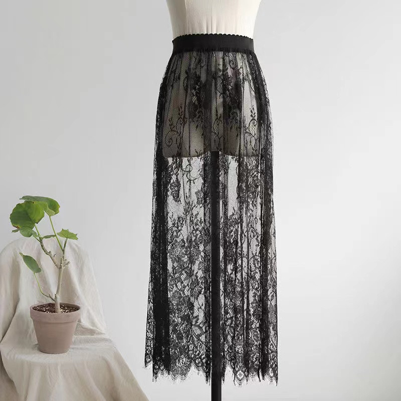 Lace skirt 105 cm
